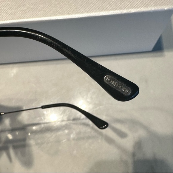 Tom Ford Aviator glasses - Picture 3 of 5